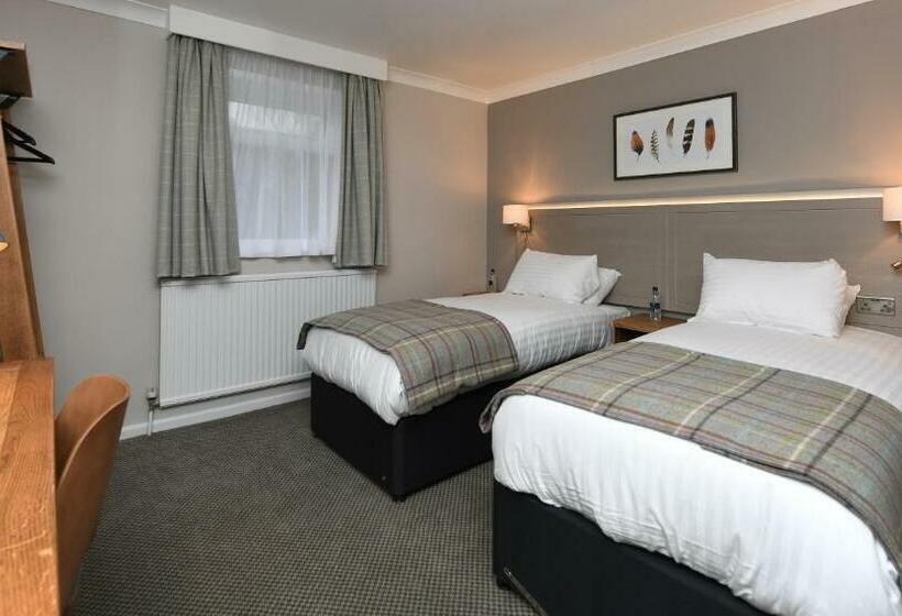 Номер Стандарт, Green Lodge, Wirral By Marston S Inns