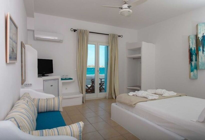 Quarto Estandar Vista Mar, Tania Milos