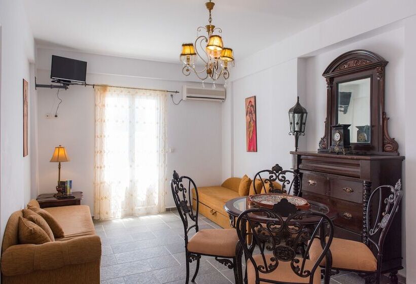 آپارتمان 1 خوابه با چشم‌انداز جانبی دریا, Villa Areto
