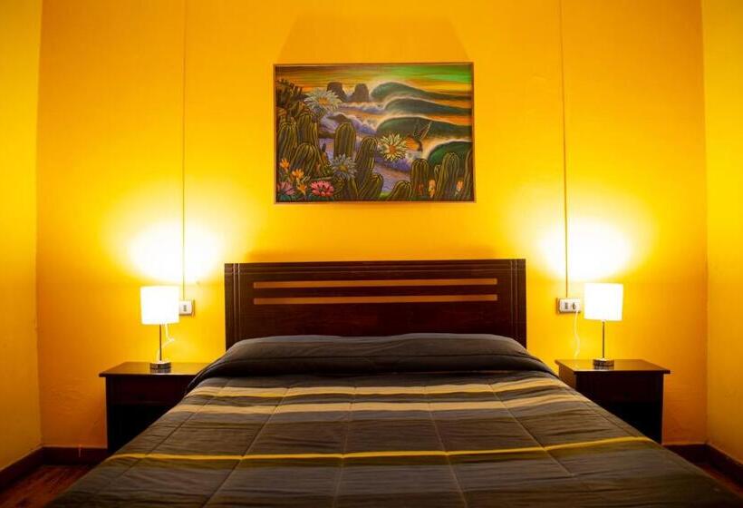 Номер Стандарт, Hostal Kuyen