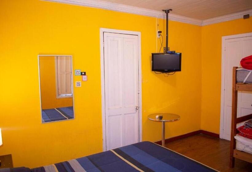 Номер Стандарт Совместная Ванная, Hostal Kuyen