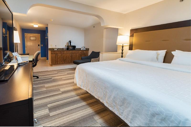 Люкс Executive Кровать Кинг, Country Inn & Suites By Radisson, South Haven, Mi