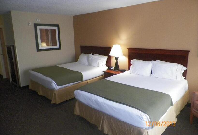 Номер Стандарт, Holiday Inn Express Hotel & Suites Forest, An Ihg