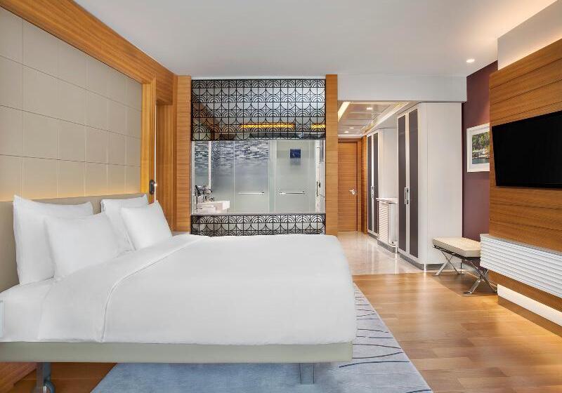 Стандартный Номер Кровать Кинг, Holiday Inn Express Hotel & Suites  Gadsden, An Ihg