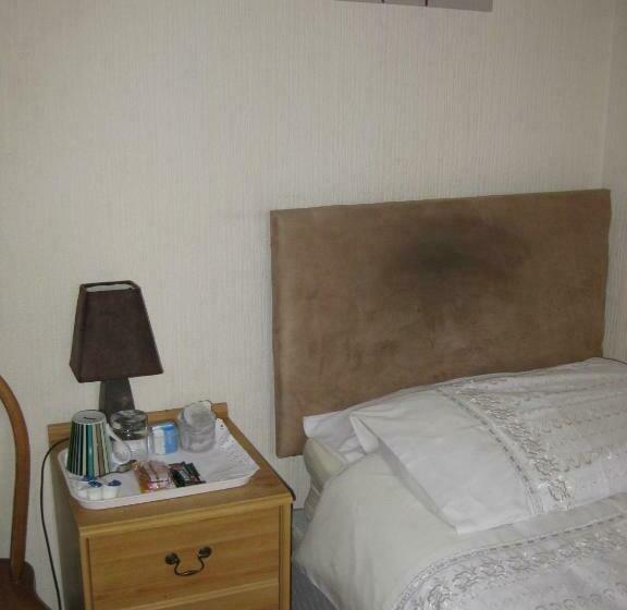 Quarto Estandar Individual Banheiro Compartilhado, Kilkerran Guest House