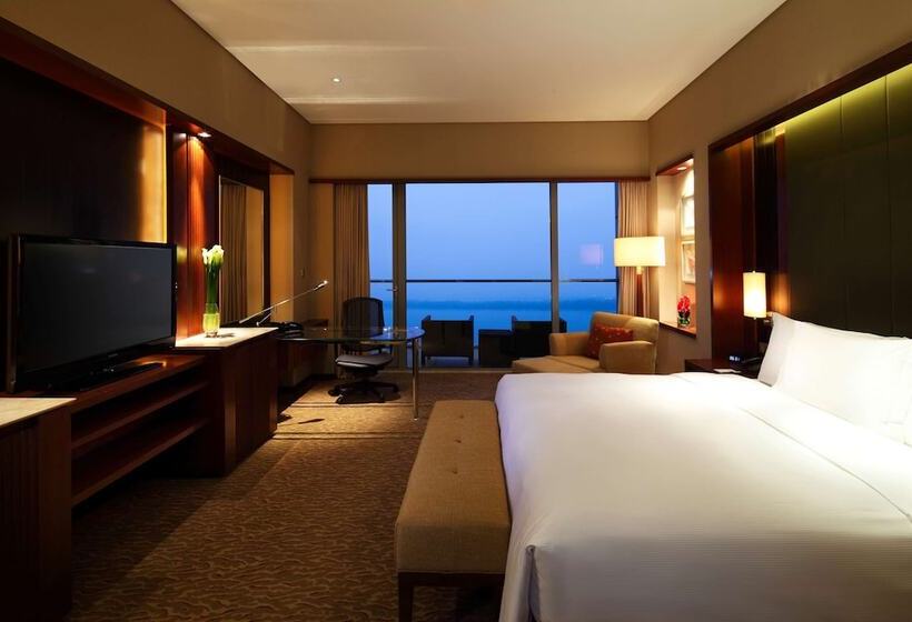 Executive Szoba, Hilton Nanjing Riverside