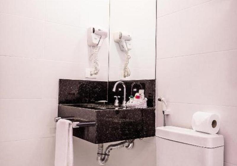 Люкс Кровать Кинг, Holiday Inn Express Hotel & Suites Clarksville By Ihg
