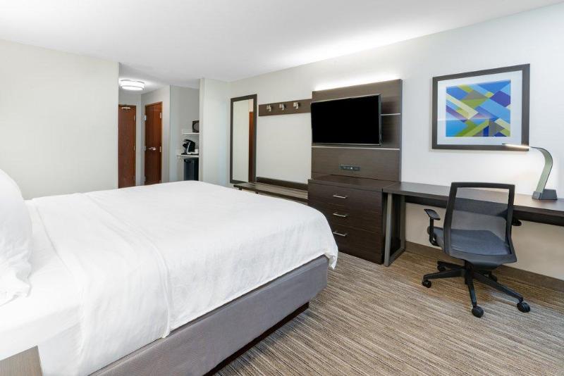 Стандартный Номер Кровать Кинг, Holiday Inn Express & Suites Trinidad, An Ihg