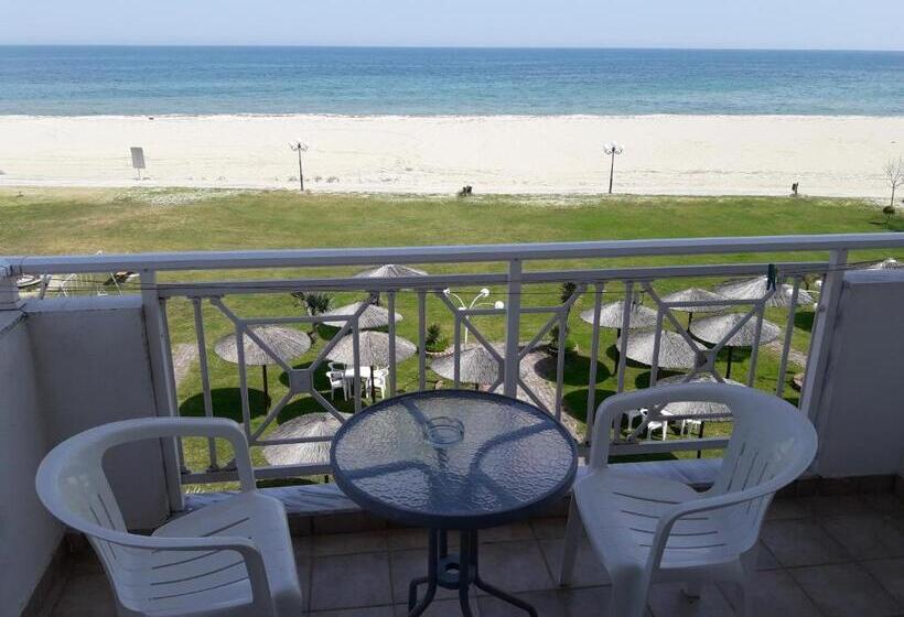 Triple Room Sea View, Lidra