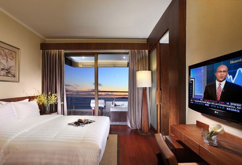 Люкс Deluxe 3 Спальни, Pullman Oceanview Sanya Bay Resort & Spa
