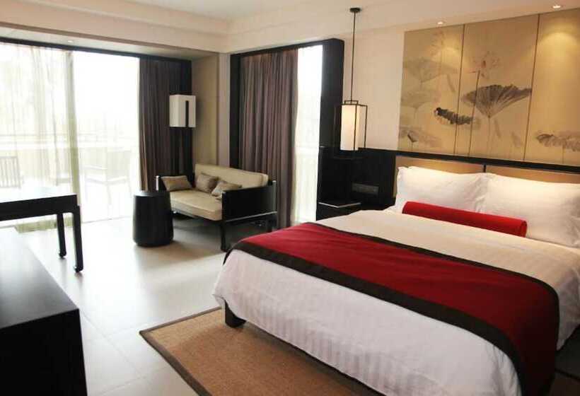 Номер Superior Вид на Сад, Pullman Oceanview Sanya Bay Resort & Spa