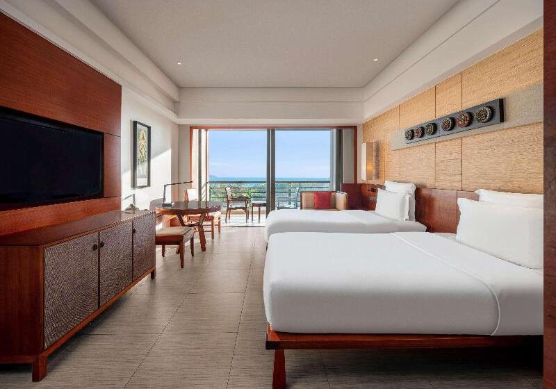 Номер Deluxe Вид на Море, Pullman Oceanview Sanya Bay Resort & Spa