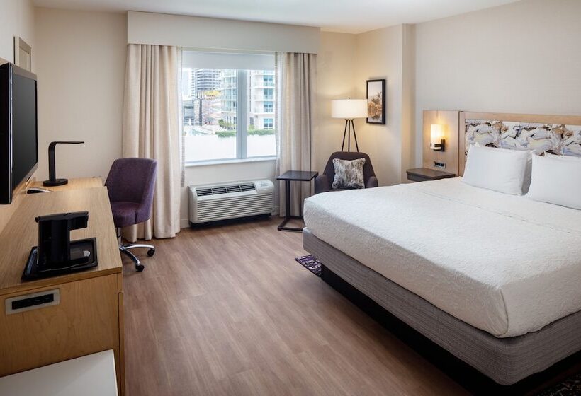 Номер Стандарт Кровать Кинг Адаптированный для Инвалидов, Hampton Inn & Suites Miami/brickelldowntown