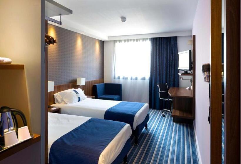 Номер Стандарт, Holiday Inn Express Montpellier   Odysseum, An Ihg