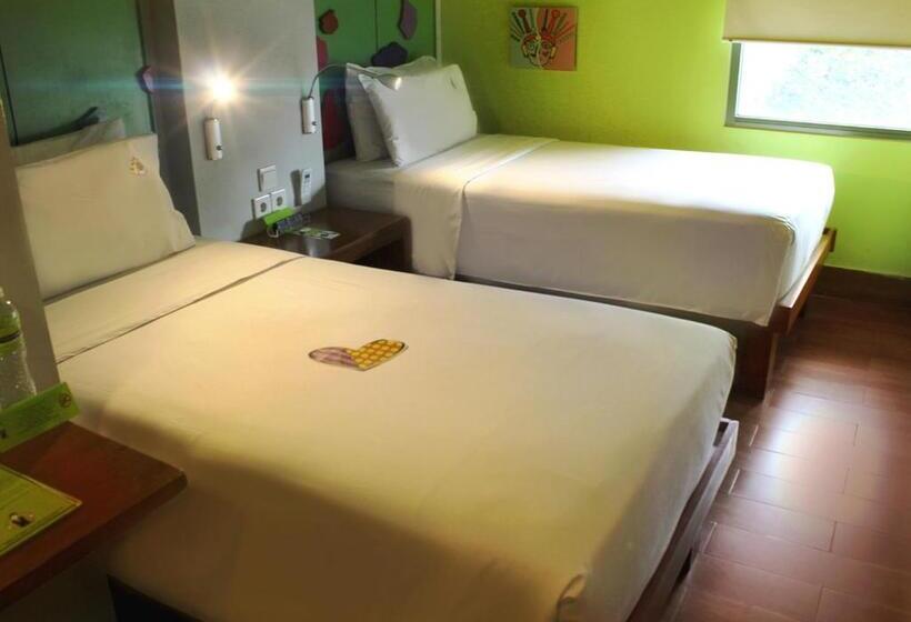 Номер Стандарт, Maxonehotels.com At Sabang