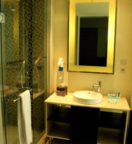 اتاق سوپریور, Novotel Manado Golf Resort & Convention Center