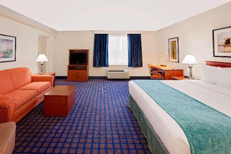 스위트 킹사이즈 침대, Best Western Byron Center