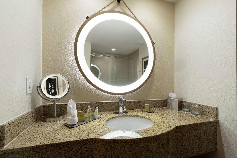 Стандартный Номер Кровать Кинг, Doubletree By Hilton Hotel Galveston Beach