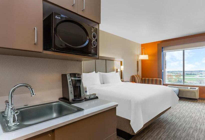 适合残疾人士使用的套间, Holiday Inn Express Rockford Loves Park, An Ihg