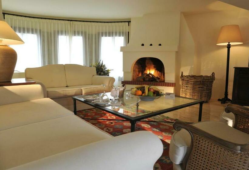 سوئیت پرزیدنت, Marti Resort Deluxe