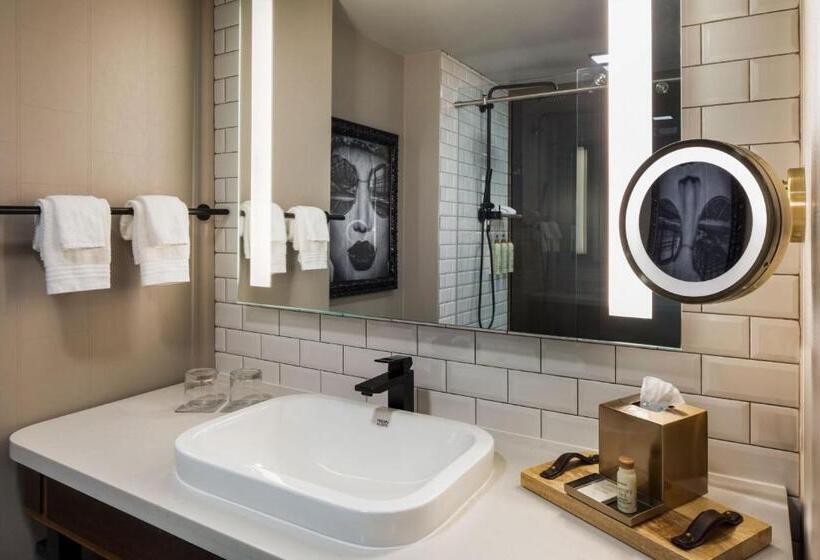 Quarto Deluxe Cama King, Renaissance Minneapolis Hotel, The Depot