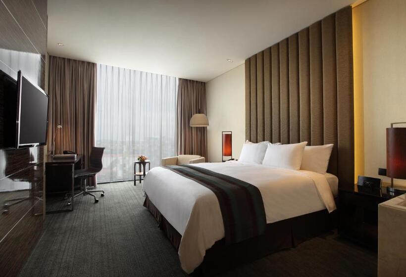 キングサイズベッドのデラックスルーム, Po Hotel Semarang