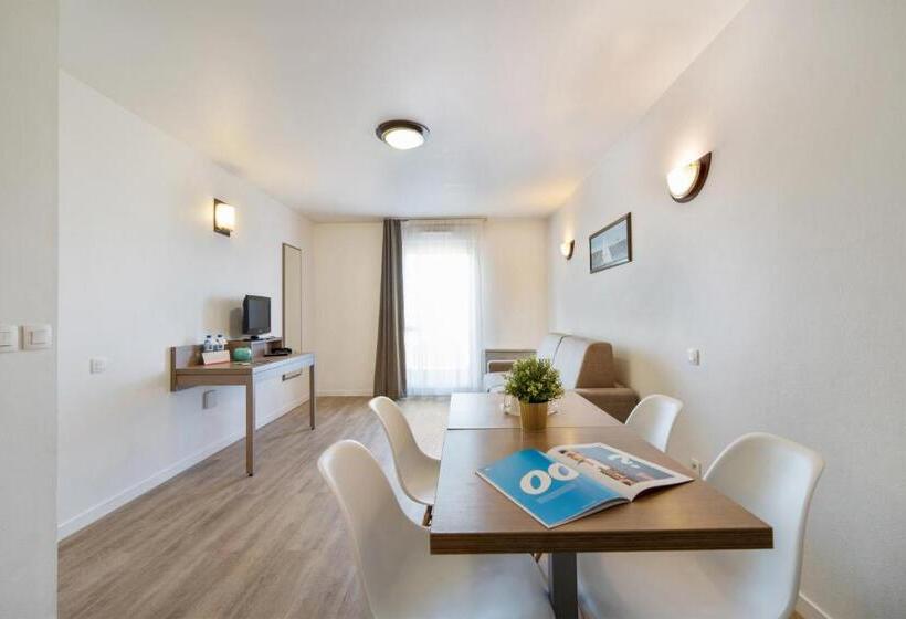 Апартаменты 1 Спальня, Comfort Aparthotel Versailles, St Cyr L Ecole