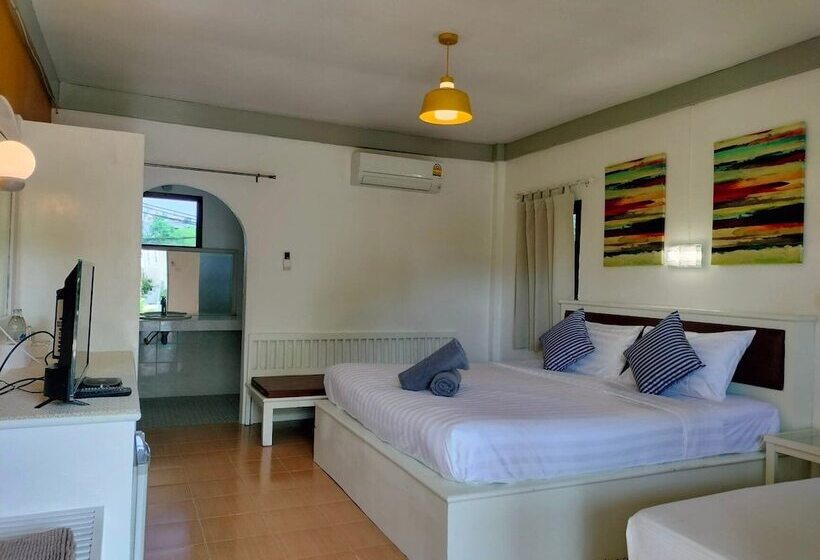 디럭스 방갈로, Bay Beach Resort