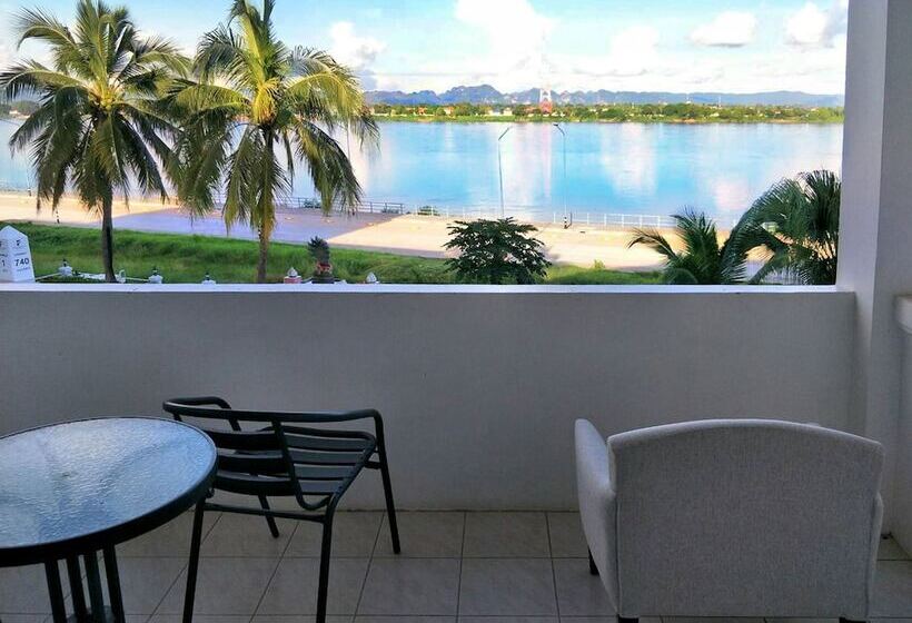 Номер Superior Вид на Реку, Fortune River View Hotel Nakhon Phanom