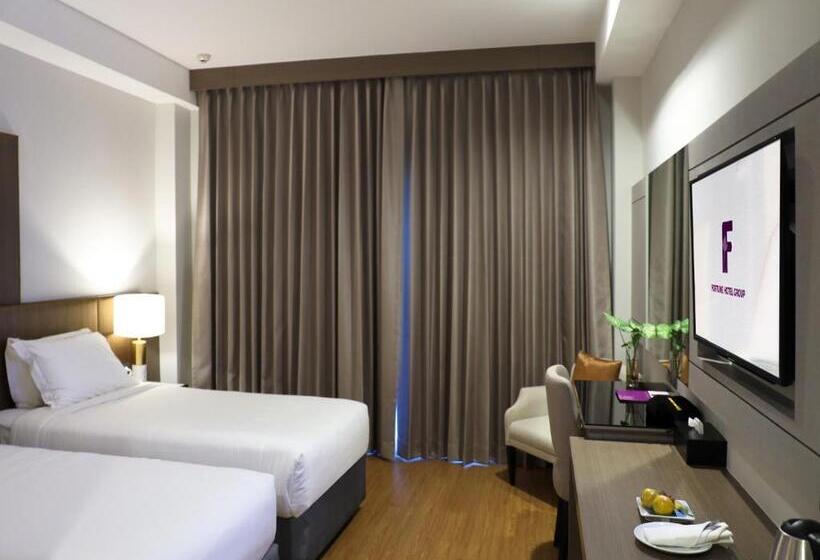 プールビュースタンダードルーム, Fortune River View Hotel Nakhon Phanom