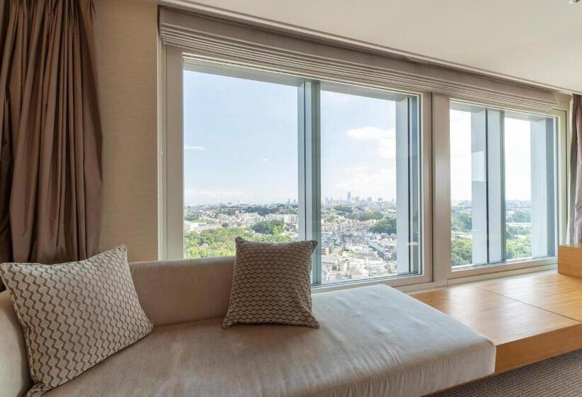 Номер Executive, Associa Shin Yokohama
