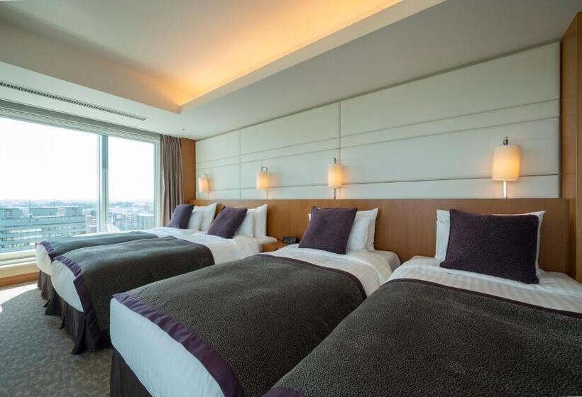 Семейный Номер, Associa Shin Yokohama