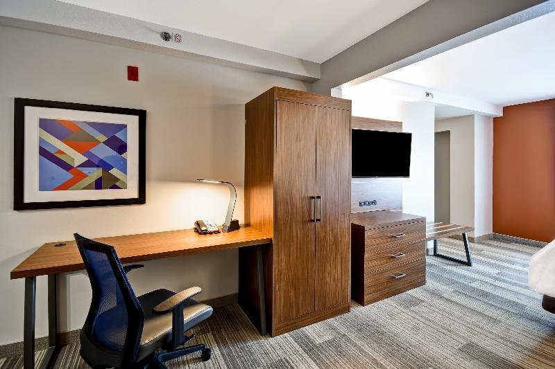 Стандартный Номер Кровать Кинг, Holiday Inn Express   Plymouth, An Ihg