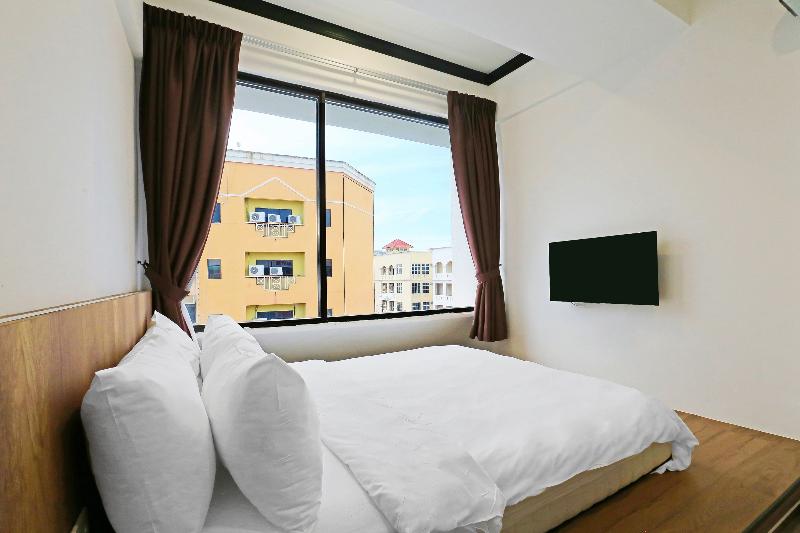 장애인을 위한 킹사이즈 침대 스탠다드 룸, Holiday Inn Express Pratt, An Ihg