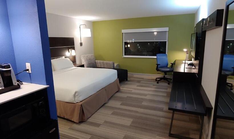 스탠다드 룸 킹사이즈 침대, Holiday Inn Express Schaumburg Rolling Meadows, An Ihg