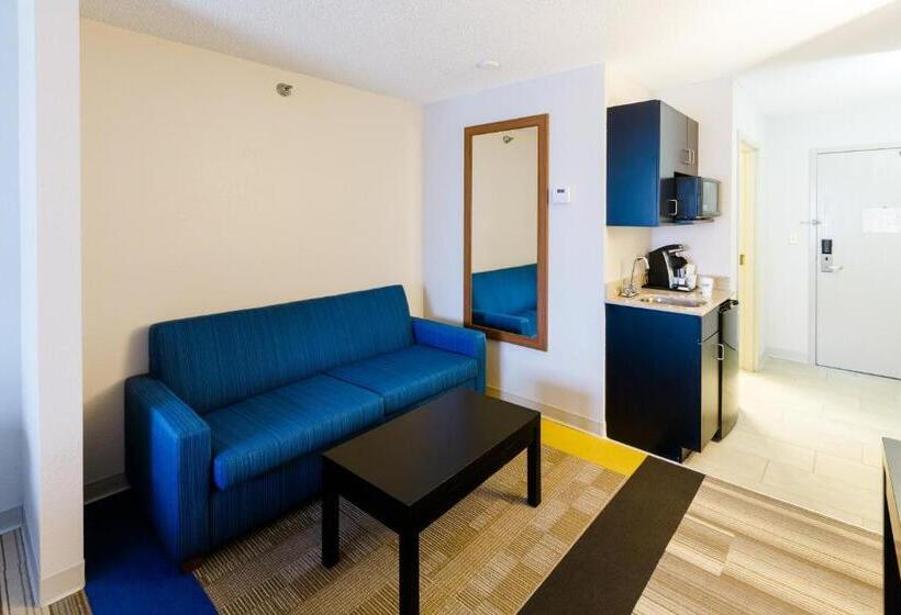 Люкс Адаптированный для Инвалидов, Holiday Inn Express & Suites Shelbyville, An Ihg