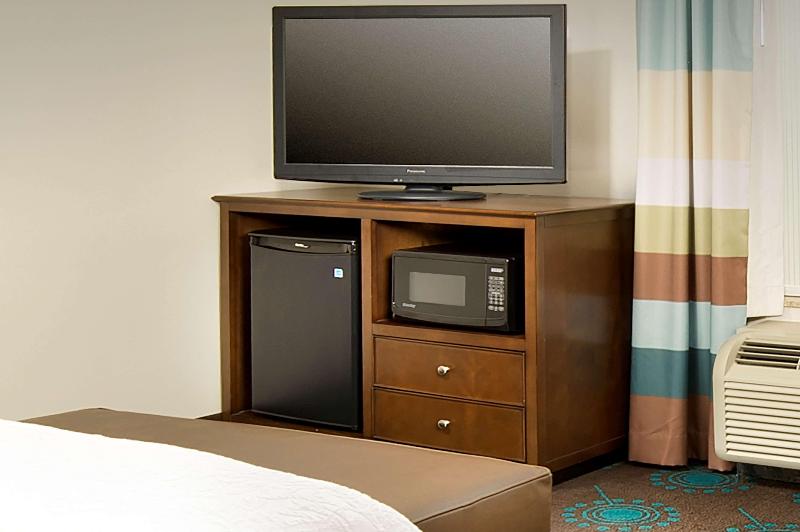 Люкс Кровать Кинг, Holiday Inn Express & Suites Vandalia, An Ihg