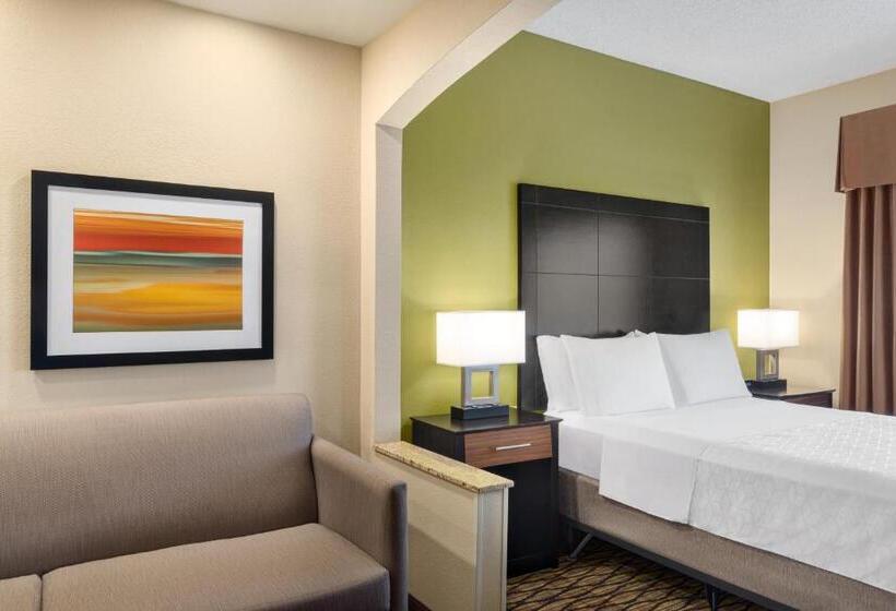 장애인을 위한 스위트, Holiday Inn Express Hotel & Suites Edmond, An Ihg
