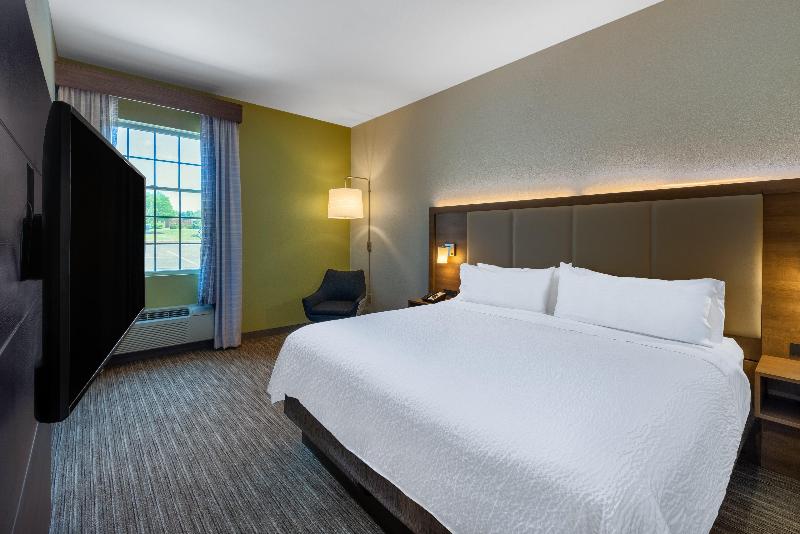 Стандартный Номер Кровать Кинг, Holiday Inn Express State College At Williamsburg Square, An Ihg