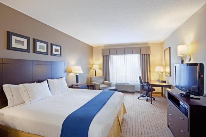 Люкс Адаптированный для Инвалидов, Holiday Inn Express & Suites Malone, An Ihg