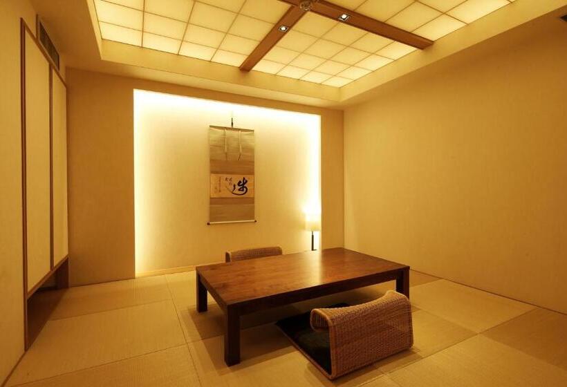 豪华套房, Monjusou
