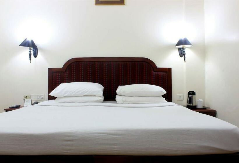 Номер Deluxe, The Woods Manor Mg Road