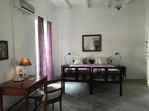 디럭스 룸, Villa Helena