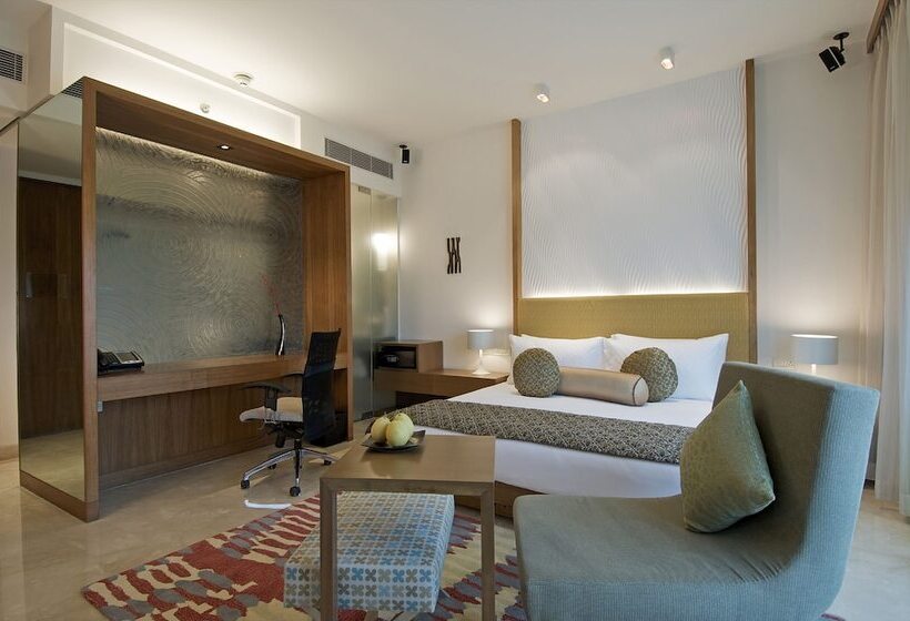 带城市景观的高级房间, Vivanta Bengaluru, Whitefield