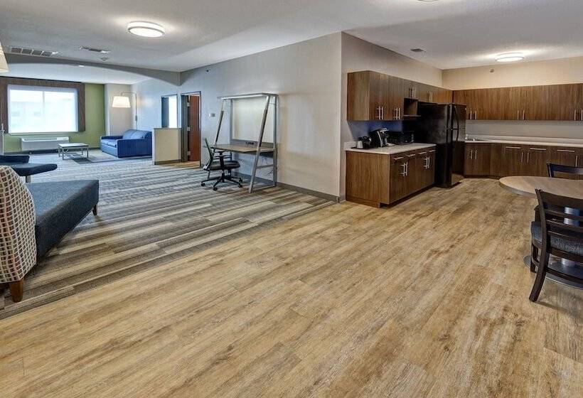 Люкс, Holiday Inn Express Hotel & Suites Corsicana By Ihg