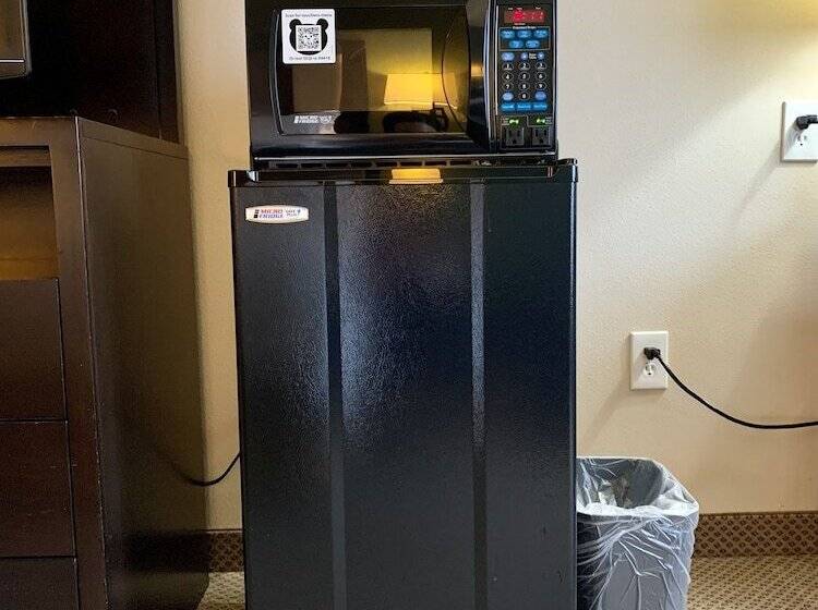 스위트, Holiday Inn Express Hotel & Suites North Sequim, An Ihg