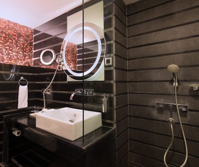 带城市景观的套间, Four Points By Sheraton Visakhapatnam