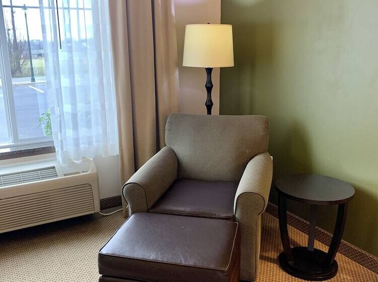 스위트, Holiday Inn Express Hotel & Suites North Sequim, An Ihg