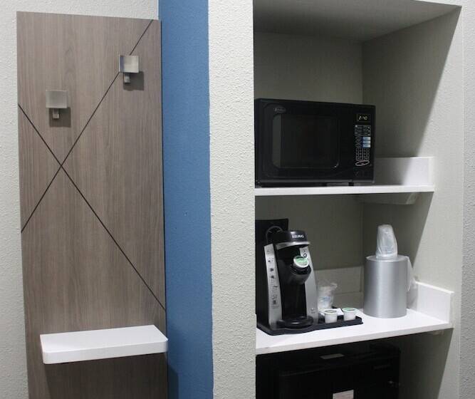 Люкс, Holiday Inn Express Hotel & Suites Shamrock North By Ihg