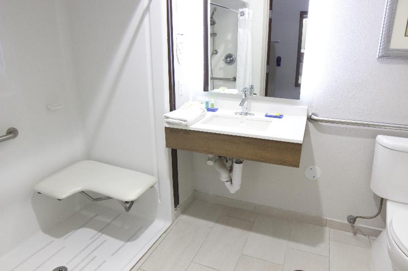 Стандартный Номер Кровать Кинг, Holiday Inn Express Seguin, An Ihg